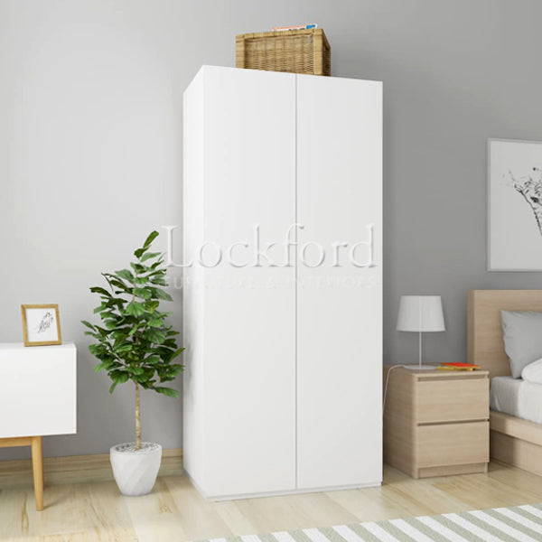 Leif 緊湊型白色衣櫃 - 更多尺寸